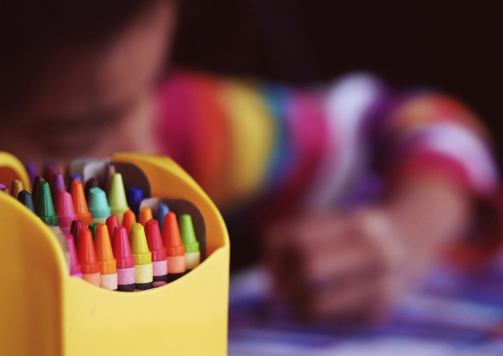 conceptos deducibles Renta 2023 material escolar y más
